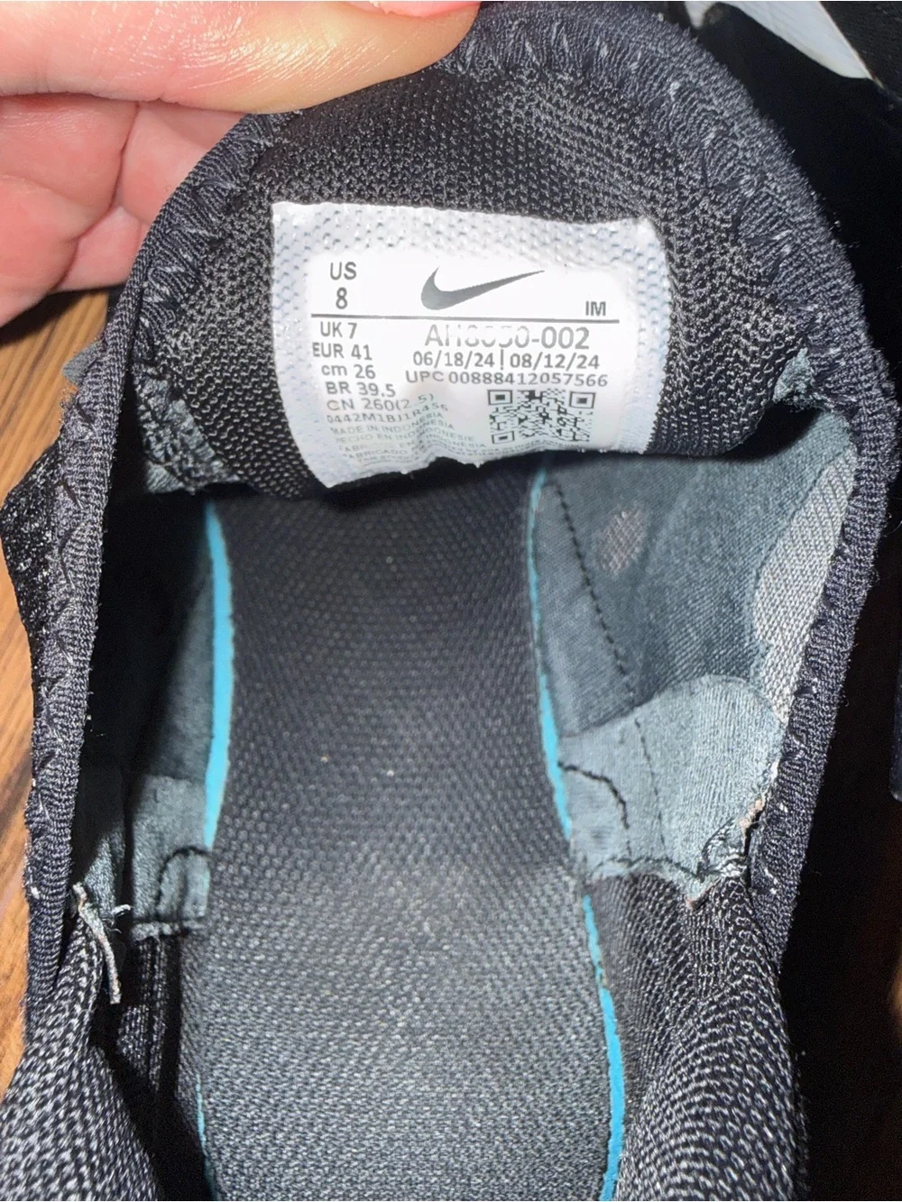 Nike Black and White Air Max 270 Running Sneakers - Picture 6 of 6